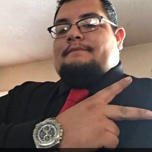 Meet your Posher, Luis